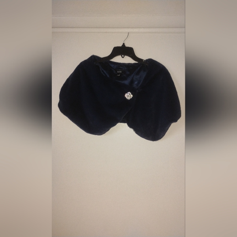 Lux Blue Faux Fur Capelet